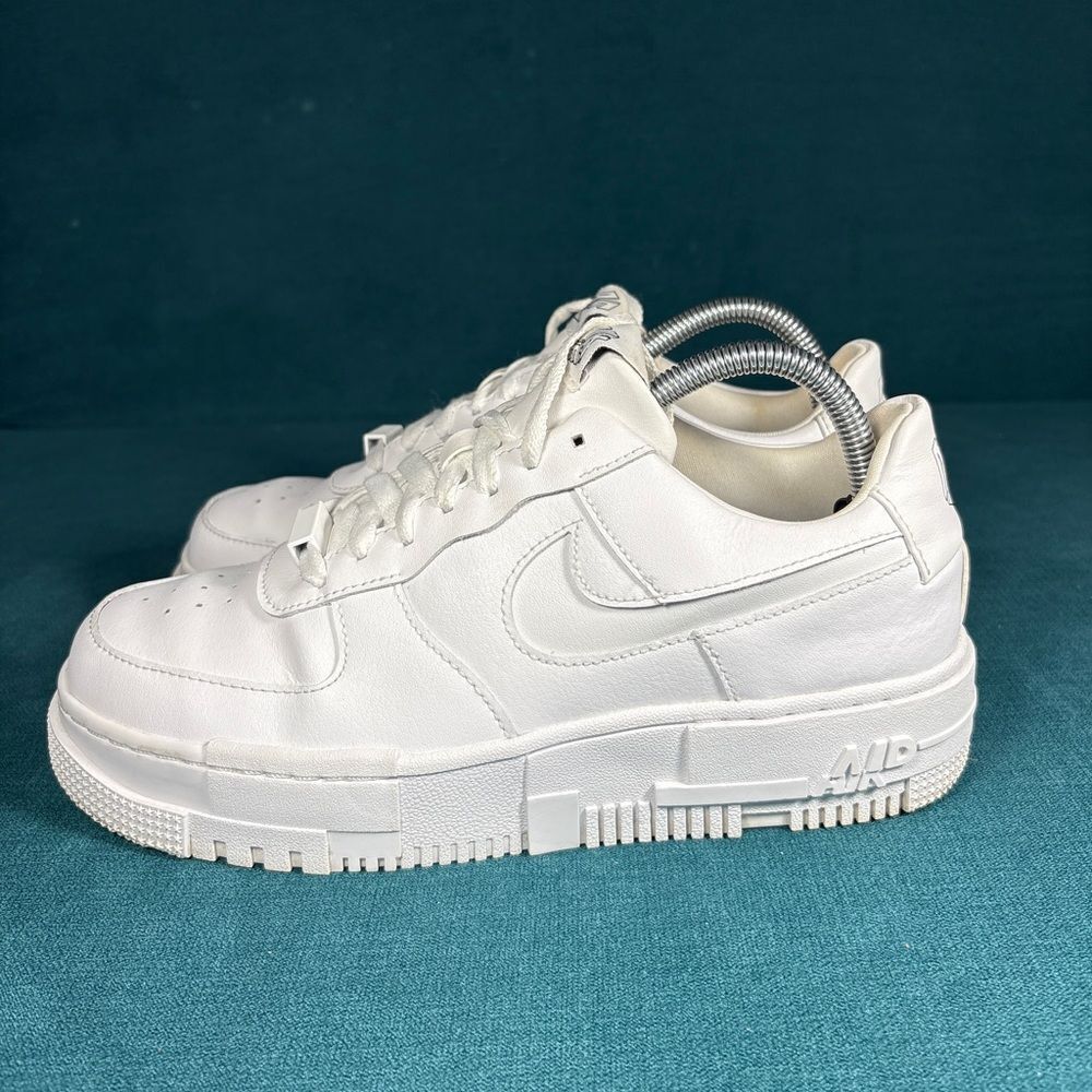 Nike Air Force 1 Pixel Triple White Women’s Size 8.5 Sneakers CK6649-100
